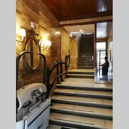 Apto Ramón Y Cajal,1- Céntrico Y Cerca De Playa San Lorenzo-3hab Garaje Opc Apartamento