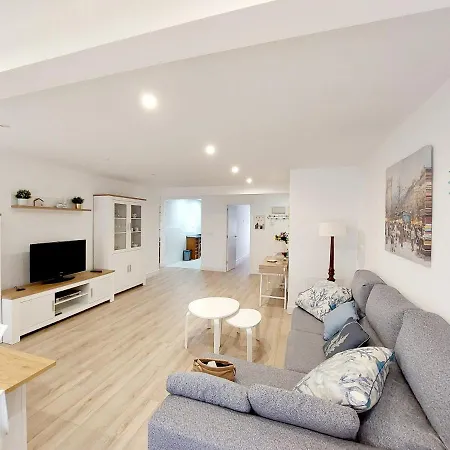 Apto Ramón Y Cajal,1- Céntrico Y Cerca De Playa San Lorenzo-3hab Garaje Opc Apartamento