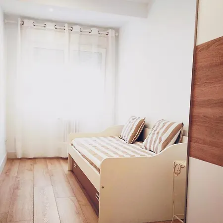 Apartment Apto Ramon Y Cajal,1- Centrico Y Cerca De Playa San Lorenzo-3hab Garaje Opc *